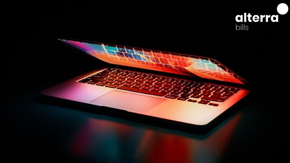 6 Tips Memilih Laptop Untuk Bisnis Online (Gak Mesti Mahal)